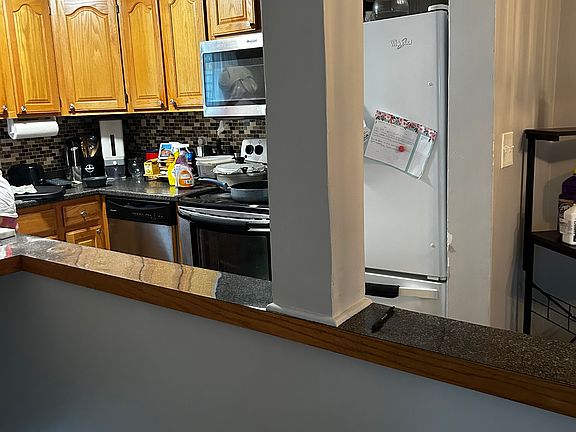 5th image of 53 Braeburn Ln