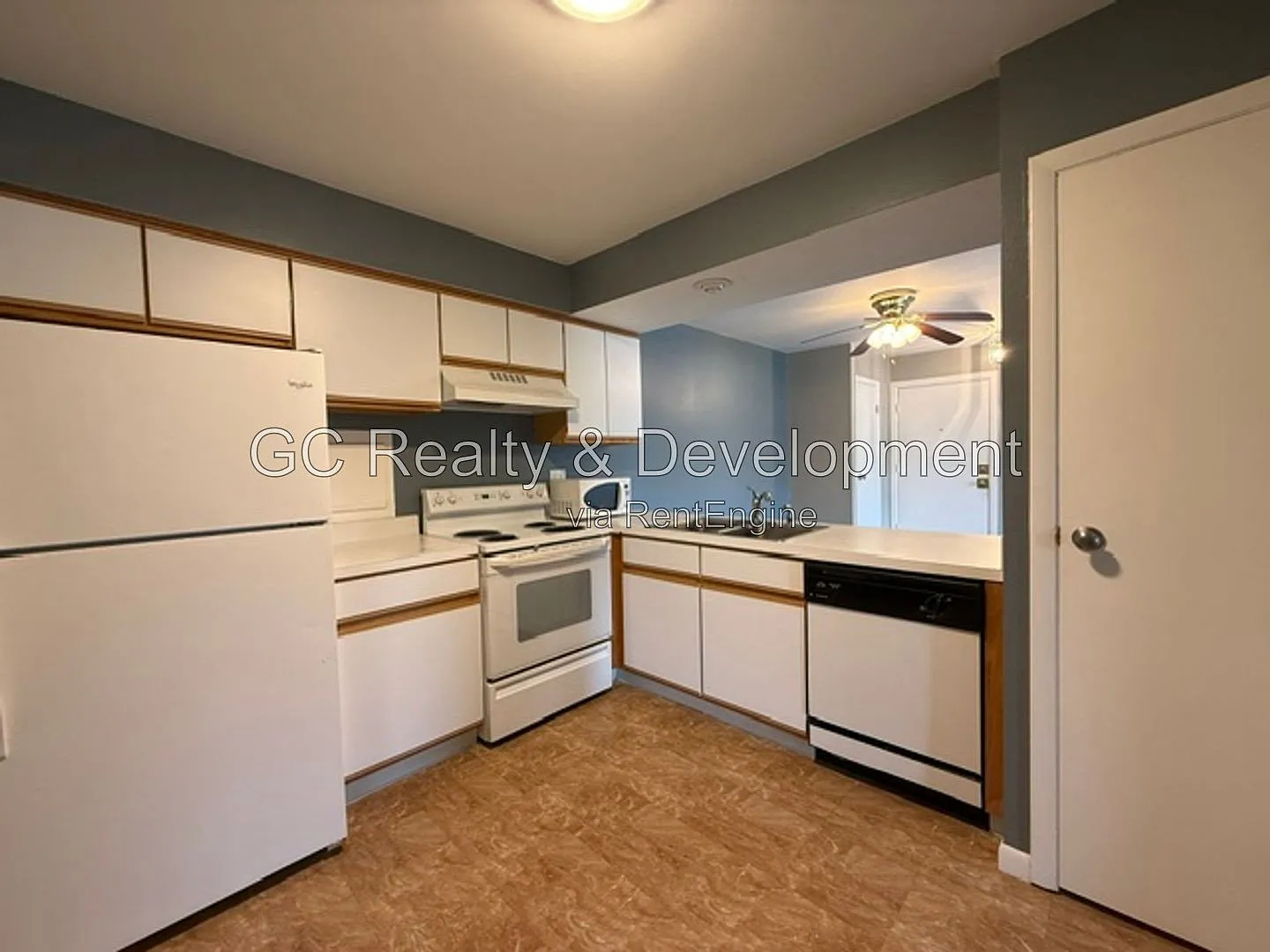 1 bed, 1.0 bath, 850 sqft, $1,695 — Photo 2