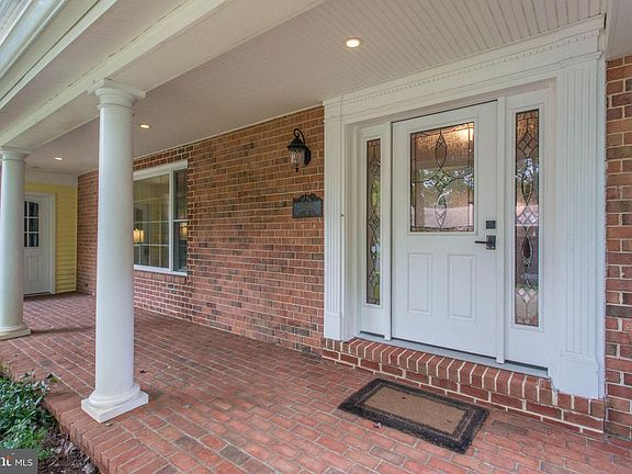 3rd image of 4120 Lenox Dr