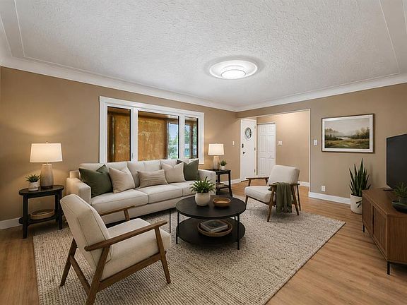 5th image of 5923 E Thorncliffe Dr NW