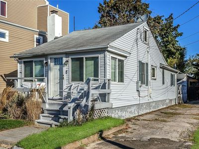 5 Cooke St E, East Rockaway, NY, 11518