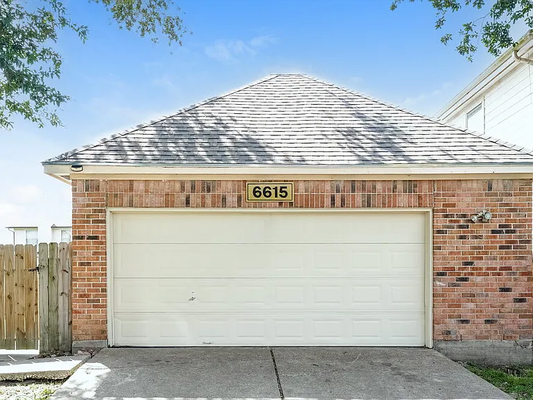 6615 Bluebottle Ln — Photo 1