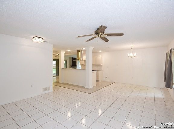 3rd image of 8514 Athenian Dr