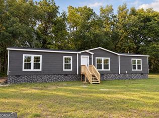 12091 Central Ave, Hoboken, GA 31542