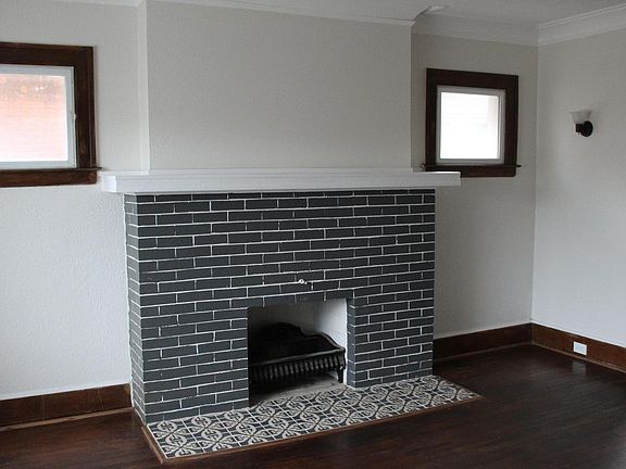 3rd image of 2227 W Euclid Ave #2