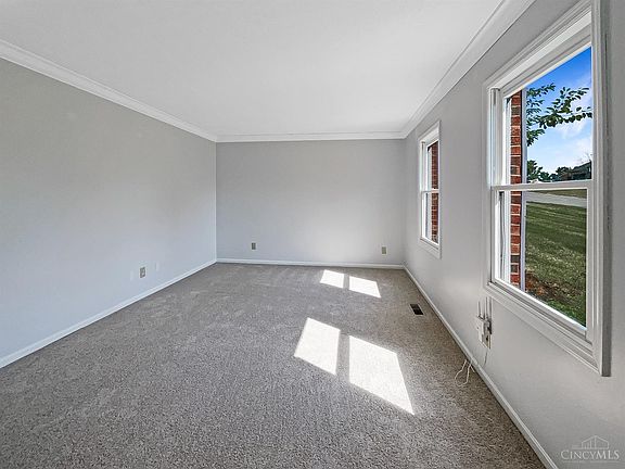 5th image of 8246 Beckett Station Dr