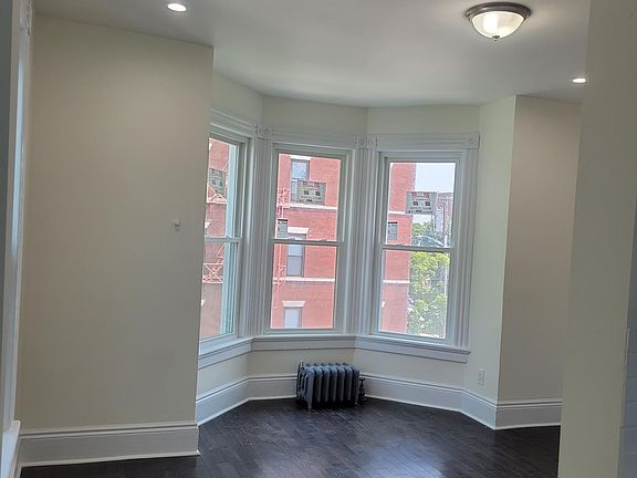 2nd image of 35 W Sidney Ave Floor 2
