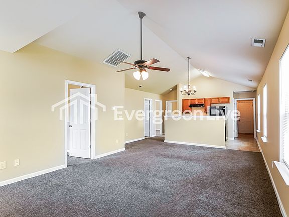4th image of 328 Maggie Way