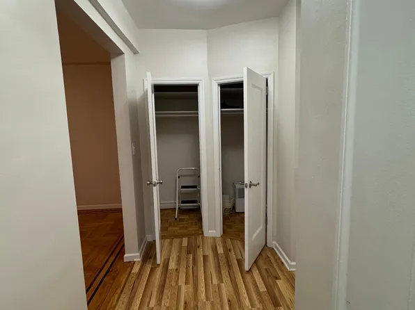 1053 East 13th Street image 12 of 23