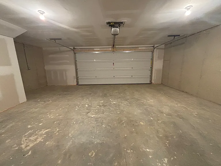 Oversized 2-Car Garage with Door opener