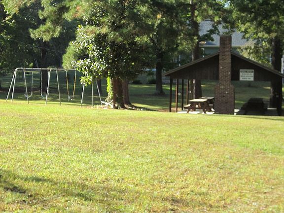 3rd image of 0 Roanoke Trl