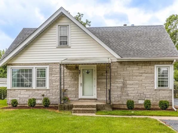 57 Wagner Dr, Northlake, IL 60164