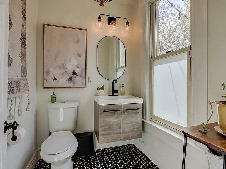3717 N Eliot St — Photo 8
