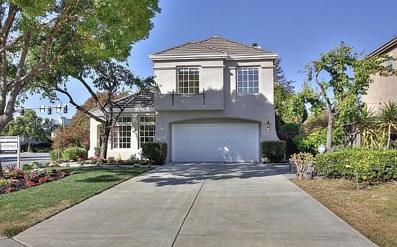 3rd image of 840 Talisman Dr