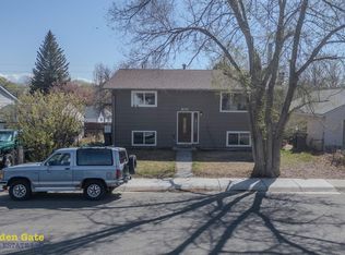 410 S 2nd St, Glenrock, WY 82637