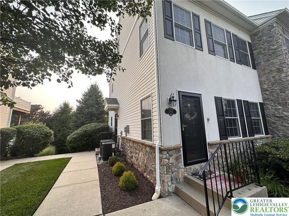 1795 Chateau Pl APT A