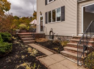 25 Buckman St, Woburn, MA 01801