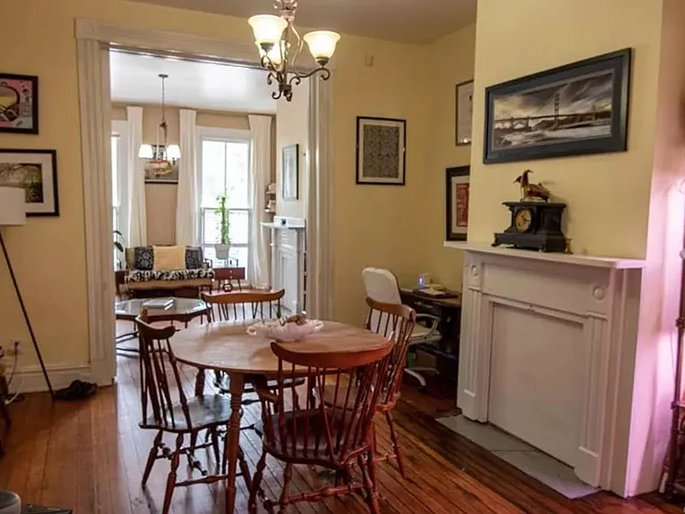 2107 E Marshall St — Photo 14