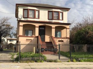 964 34th St APT 1, Oakland, CA
