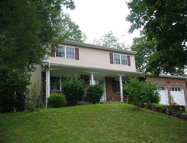 1st image of 2680 Evergreen St