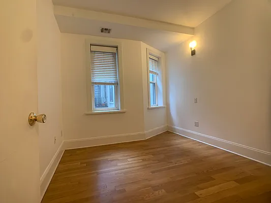 Sold by Cavanagh Properties LLC | media 14