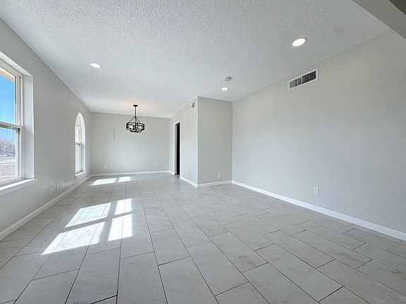 3rd image of 11023 Johnny Miller Dr
