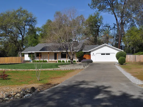 19702 Midland Dr, Redding, CA 96003