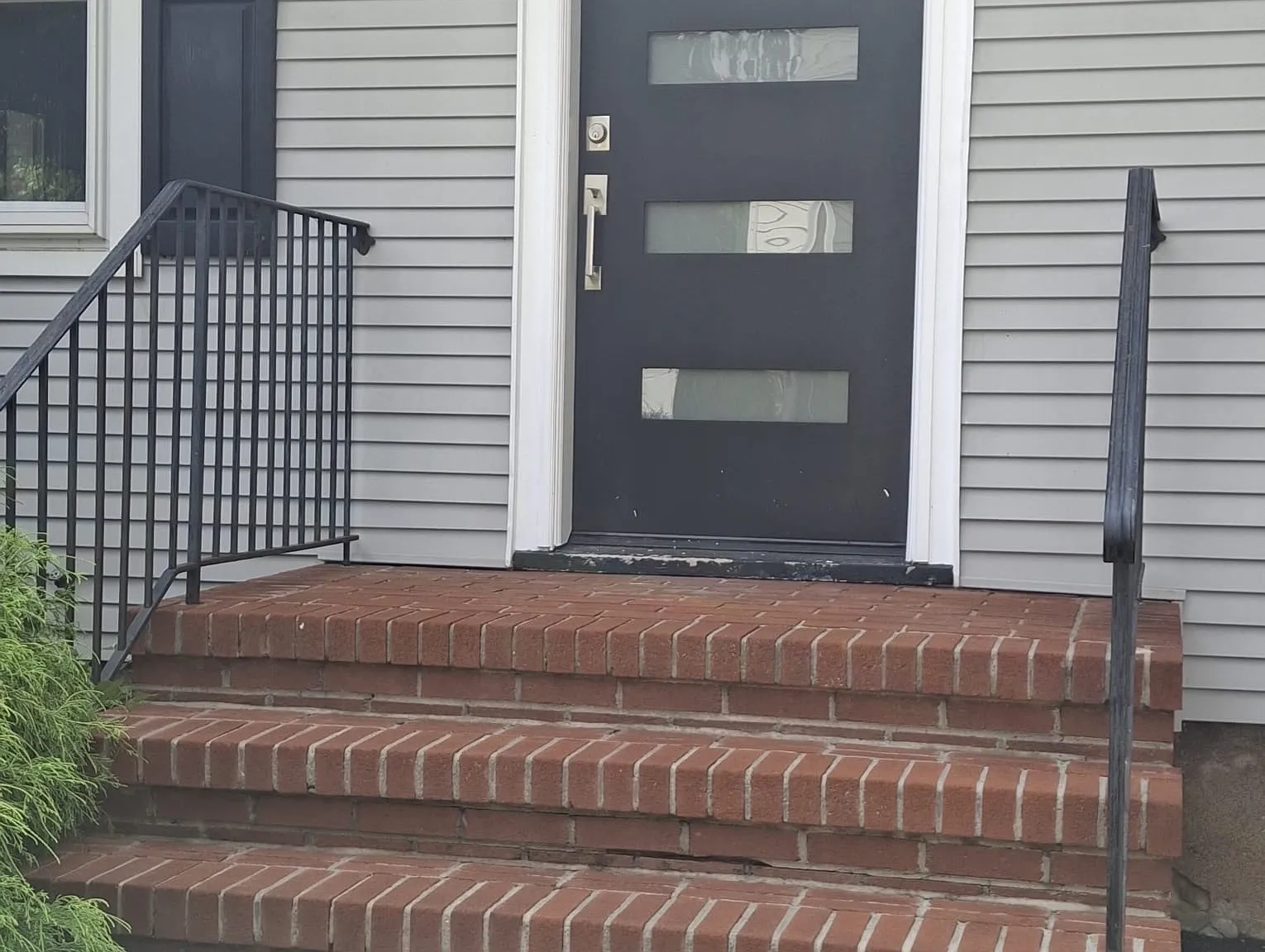4 bed, $5,400 — Photo 2