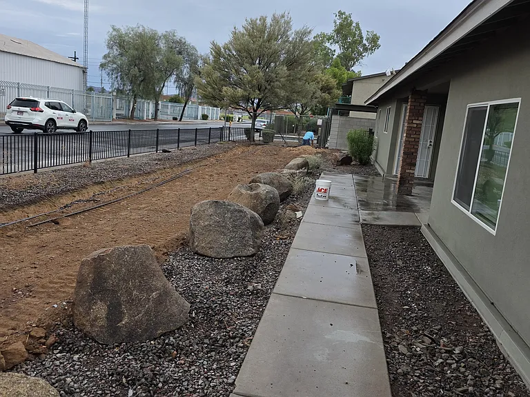2943 E Beck Ln #4 — Photo 7