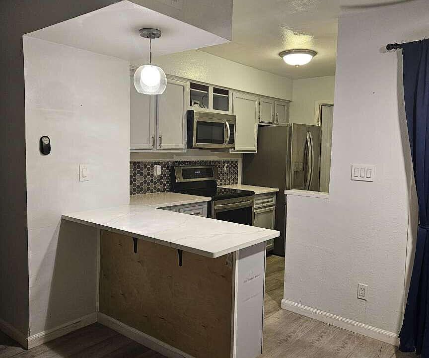 1st image of 2220 W DORA Street #114