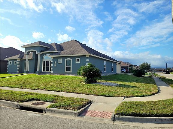 3rd image of 7505 S Lake Dr