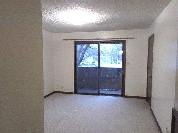3rd image of 110 E 5th Ave APT B