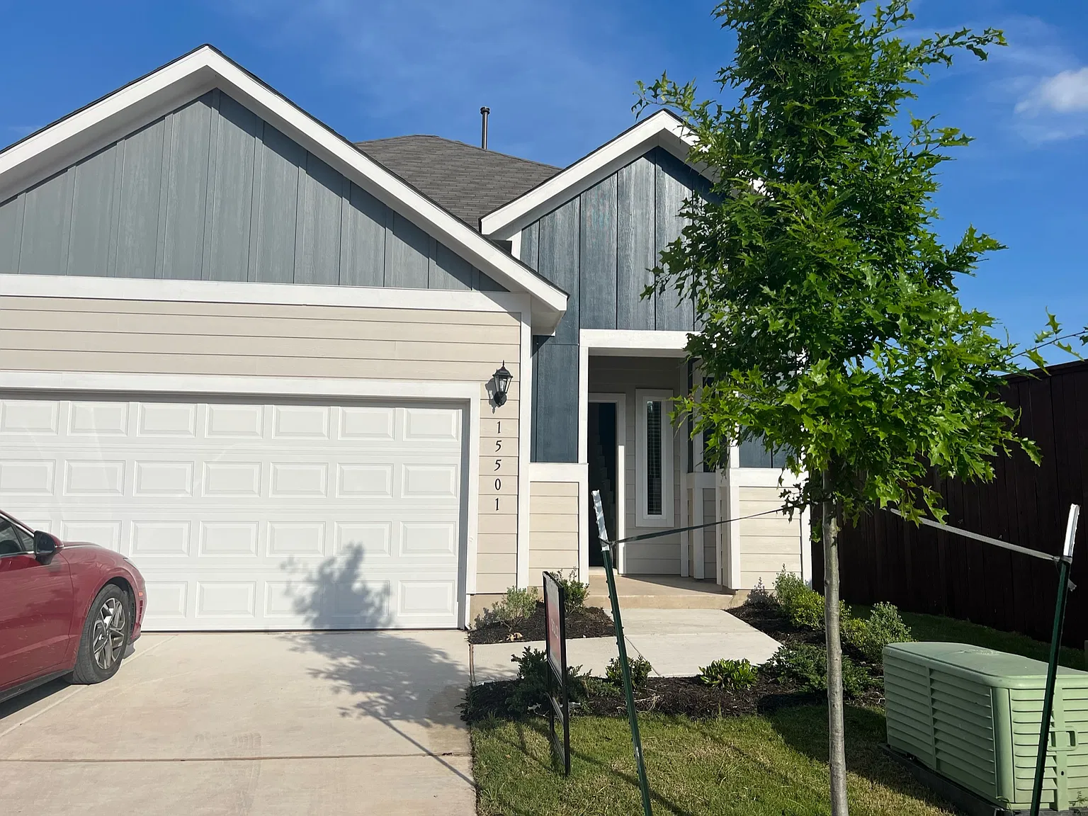 3 bed, 1921 sqft, $2,395 — Photo 1