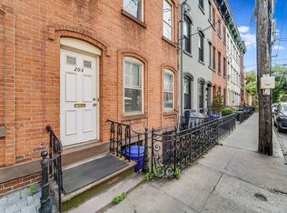 203 7th St, Hoboken, NJ 07030