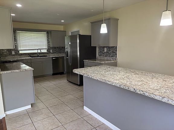 2nd image of 4312 Howell Rd