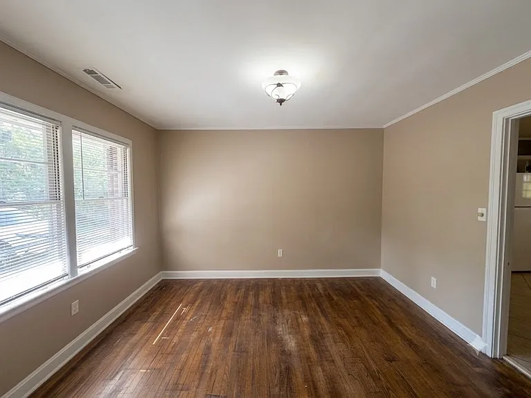 500 Pilot St — Photo 10