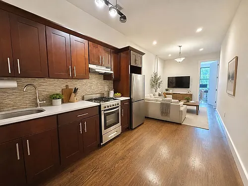 92 Bleecker St #1R Photo 1