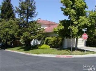 34 Fredrick Dr, Rohnert Park, CA 94928