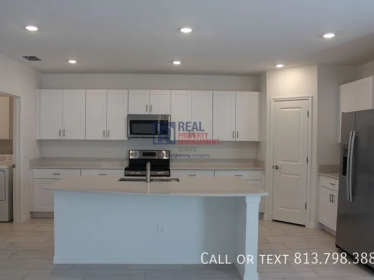 11571 Radiant Shore Loop — Photo 9