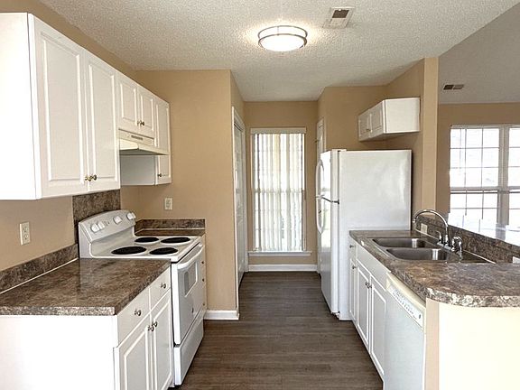 5th image of 507 Shafter Ct