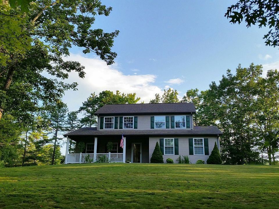 2nd image of 700 Cambridge Rd