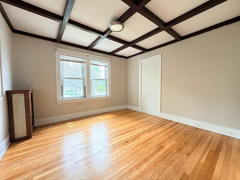 11 Clay St — Photo 15