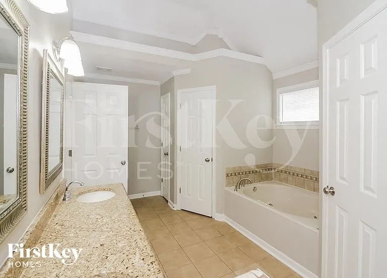 8788 Overcup Oaks Dr — Photo 13