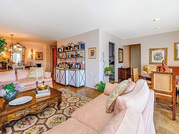 4th image of 376 Central Ave APT 4U