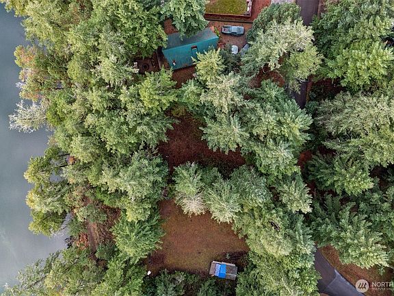 4th image of 18129 Sundown Court SE