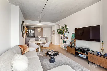 Rented by (Legacy) Elegran