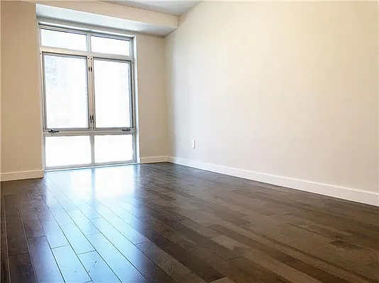 Rented by 18 REALTY | media 9