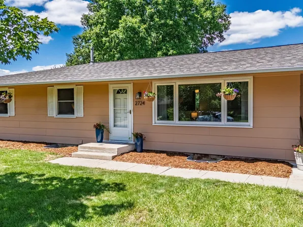 2724 Sunset Ln, Burnsville, MN 55337