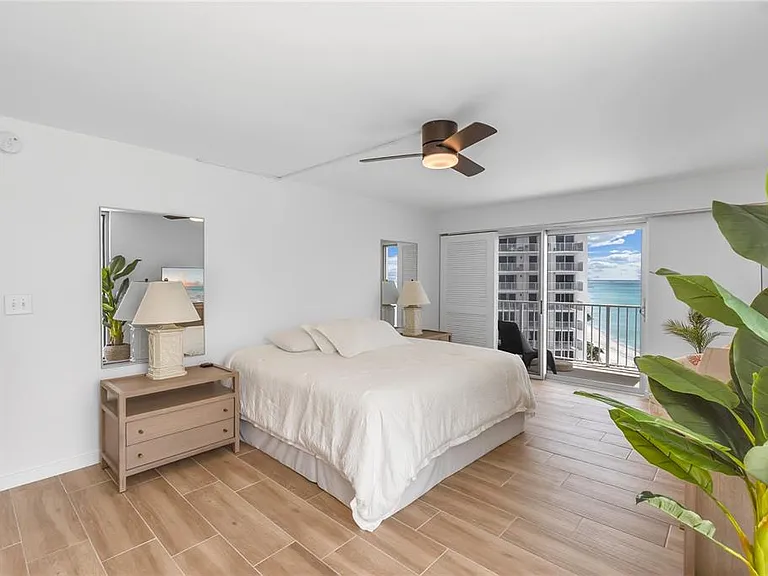 2301 Gulf Of Mexico Dr #102N — Photo 32
