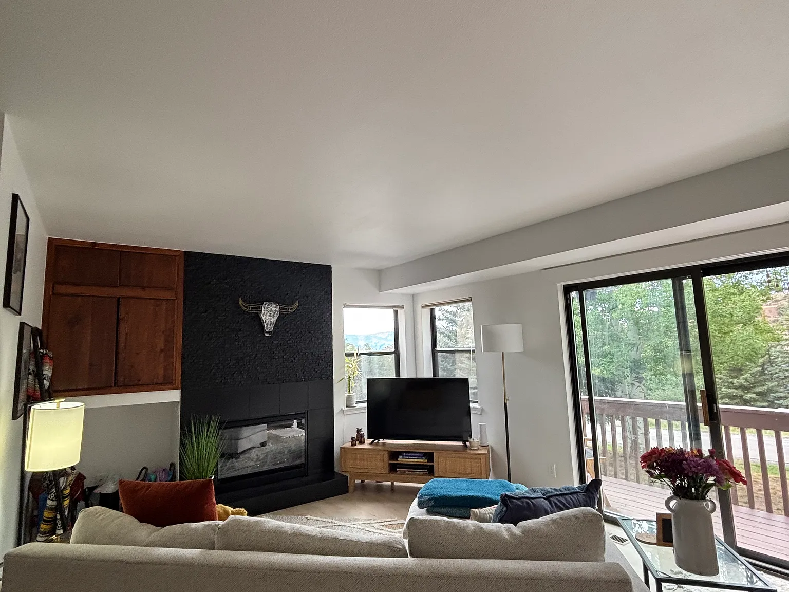 2 bed, 1.5 bath, 1670 sqft, $3,750 — Photo 2